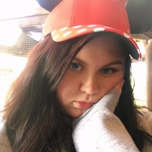 Meet your Posher, Tessa